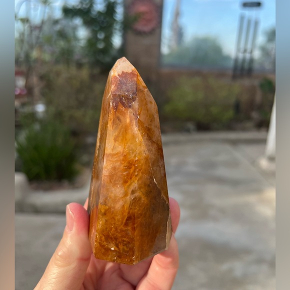 Golden Healer Crystal Tower - Picture 11 of 12